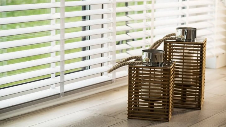 Wooden blinds (50mm)